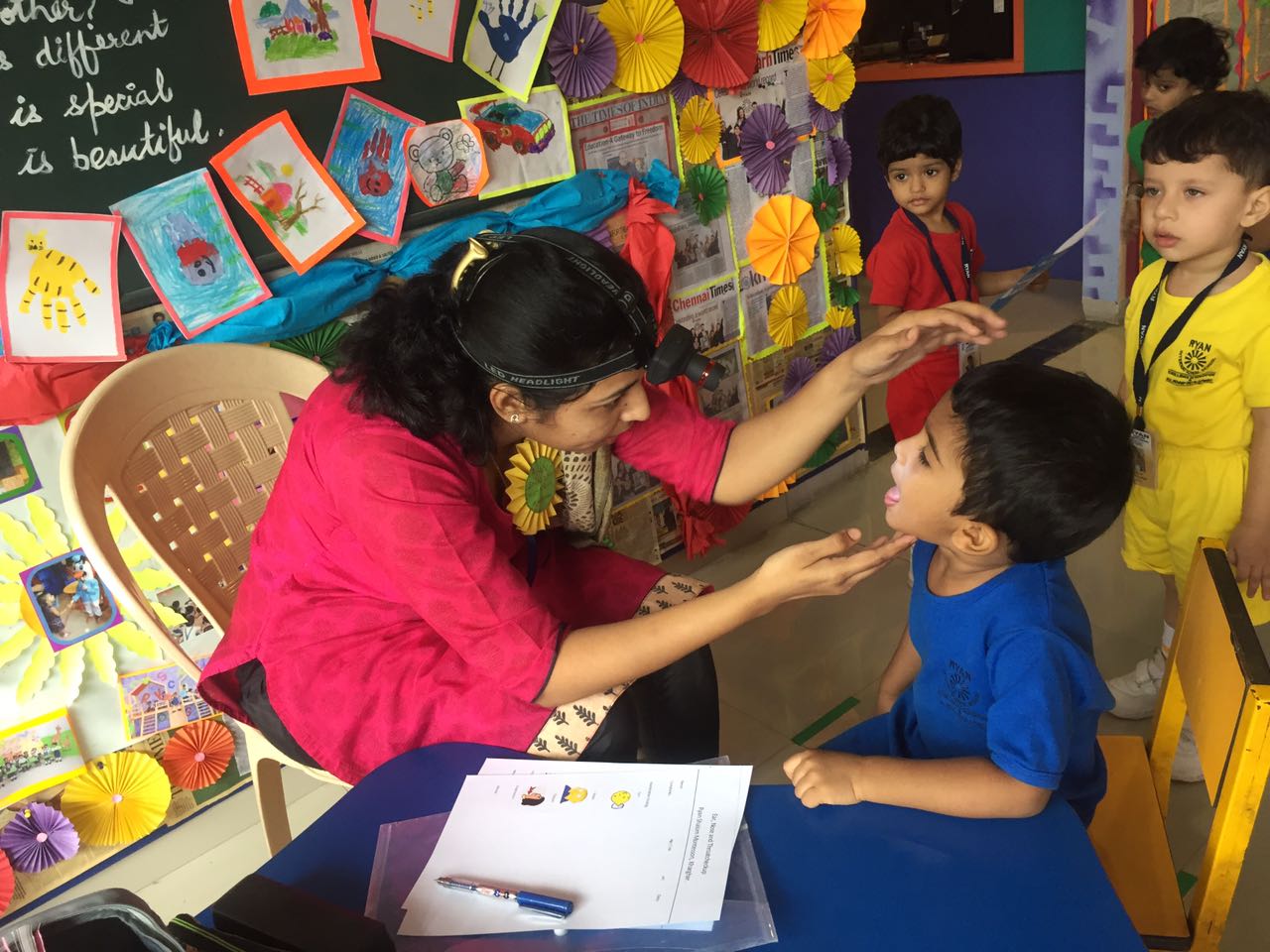 Interactive session and ENT check up at Ryan Shalom Montesorri, by Dr. Sujata Gawai (DNB ENT) Consultant and ENT Surgeon in Kharghar, Auricle ENT Hospital